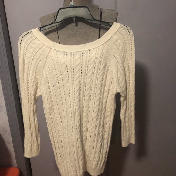 American Eagle Outfitters white sweater SP - Picture 4 of 6
